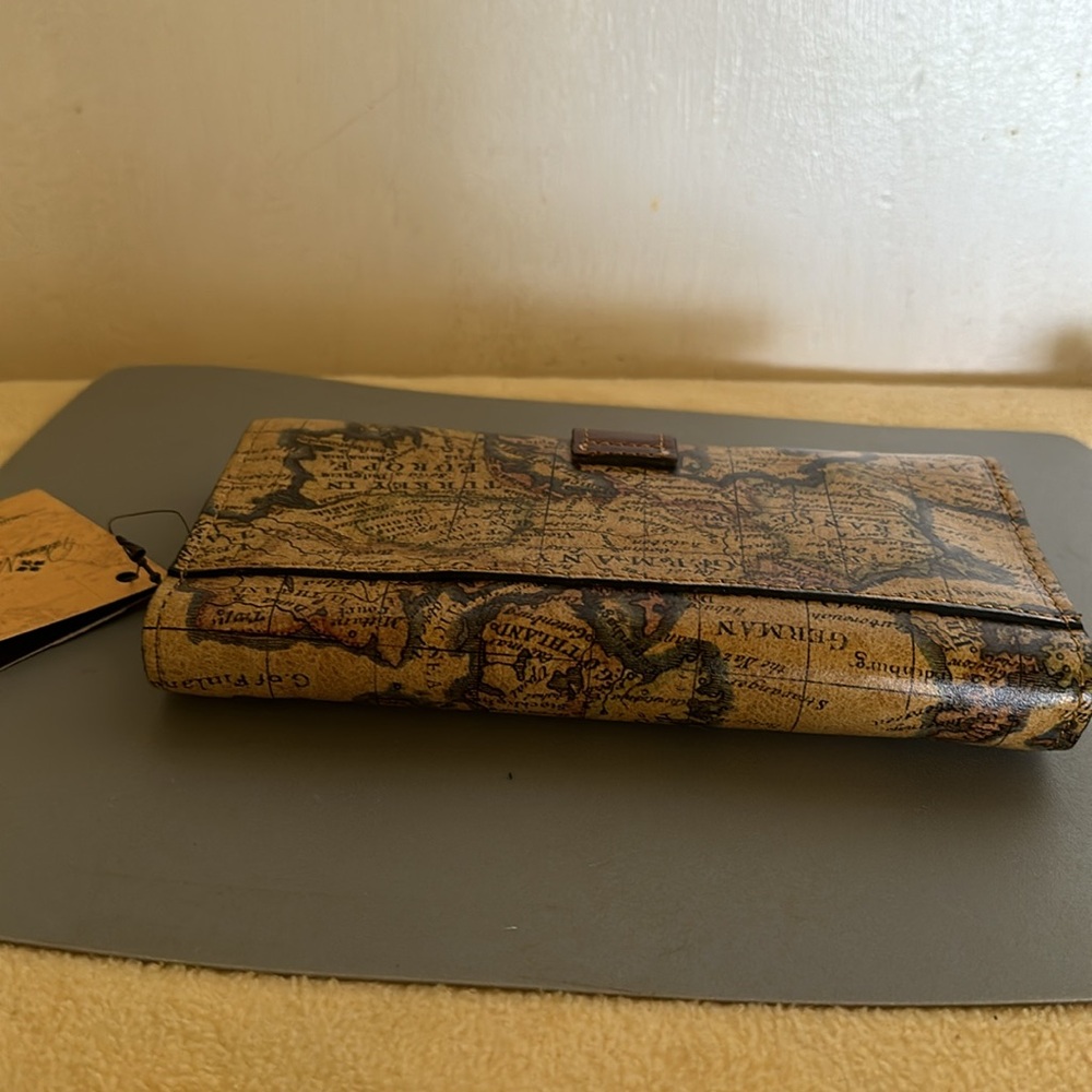 Wallet - Picture 7 of 7
